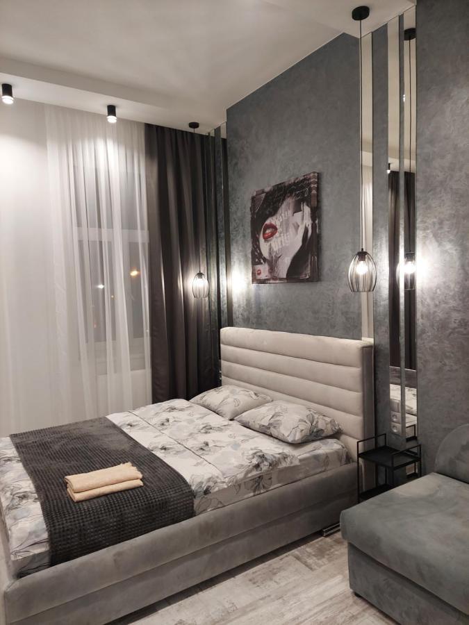 Однокомнатная Форум-Центр Appartement Lviv Buitenkant foto