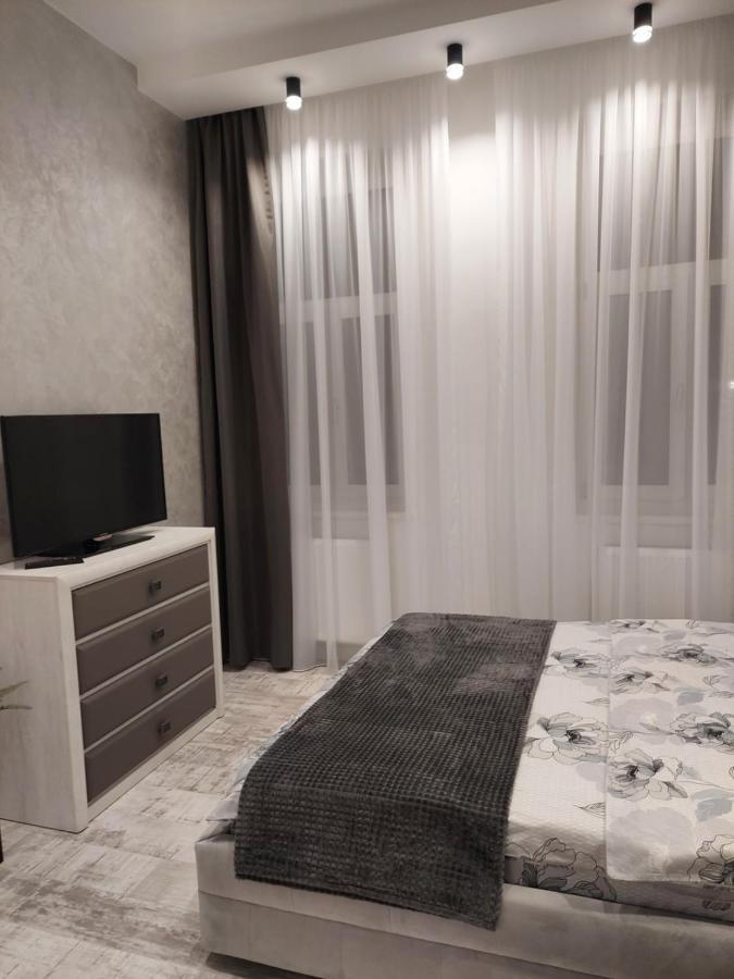 Однокомнатная Форум-Центр Appartement Lviv Buitenkant foto