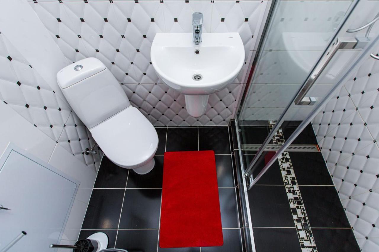Однокомнатная Форум-Центр Appartement Lviv Buitenkant foto